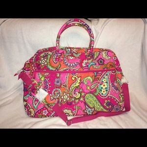 Vera Bradley Grand Traveler in Pink Swirls
